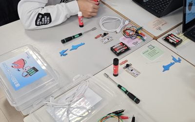 Curso Crumble: Facilitando la Robótica Educativa en el Currículo Escolar